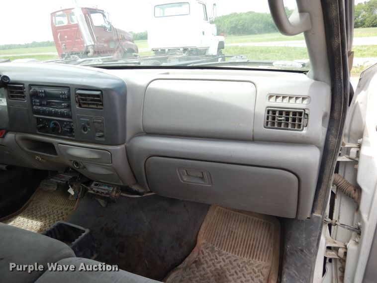 image for item DE5794 1999 Ford F250 Super Duty  SuperCab pickup truck