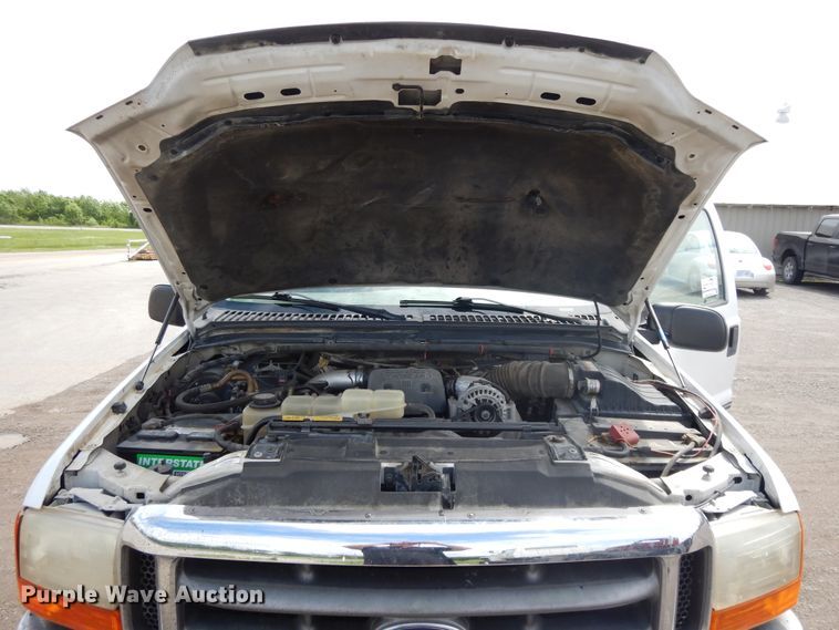 image for item DE5794 1999 Ford F250 Super Duty  SuperCab pickup truck