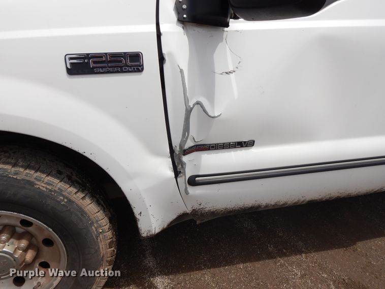 image for item DE5794 1999 Ford F250 Super Duty  SuperCab pickup truck