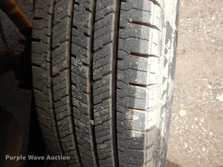 image for item DE5794 1999 Ford F250 Super Duty  SuperCab pickup truck