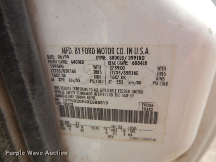 image for item DE5794 1999 Ford F250 Super Duty  SuperCab pickup truck