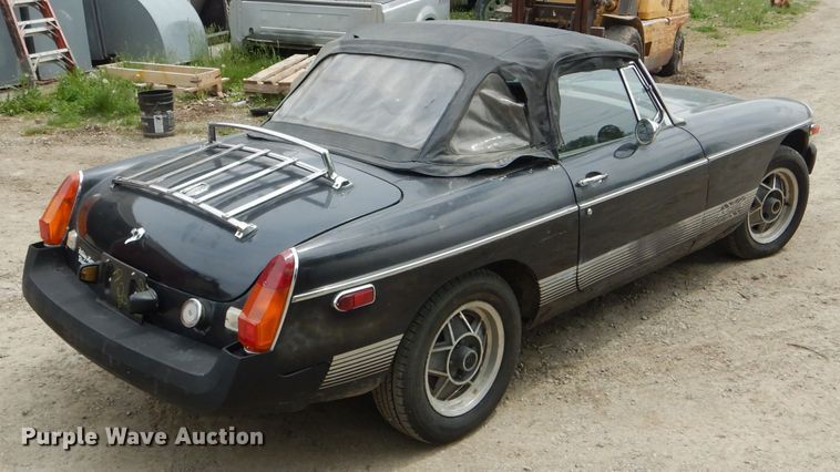 image for item DF3130 1980 MG B  convertible