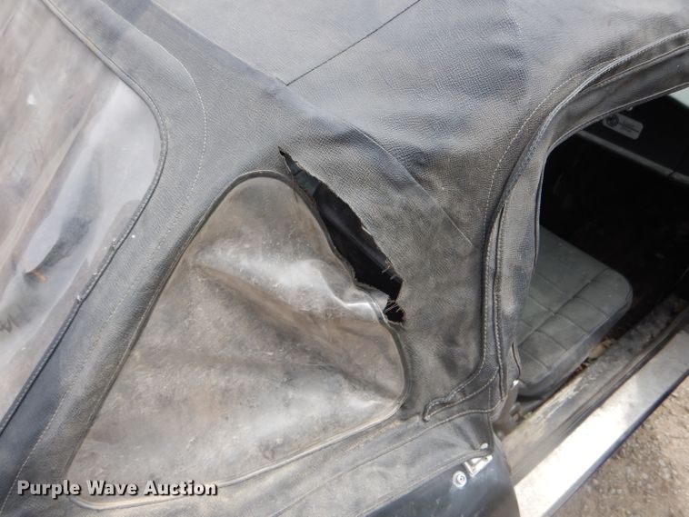 image for item DF3130 1980 MG B  convertible