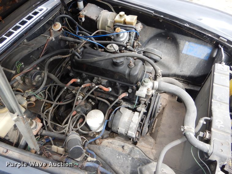 image for item DF3130 1980 MG B  convertible