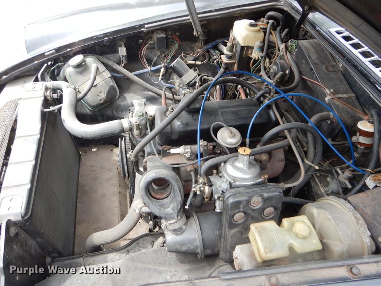 image for item DF3130 1980 MG B  convertible