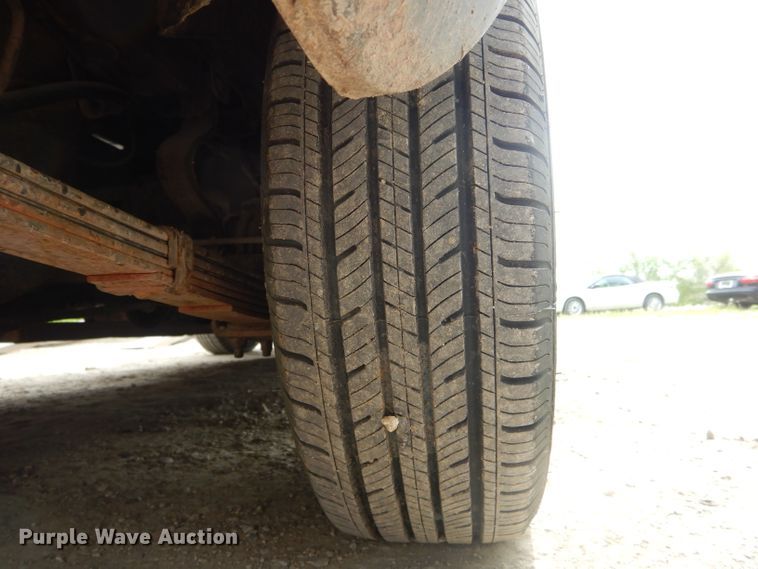 image for item DF3130 1980 MG B  convertible