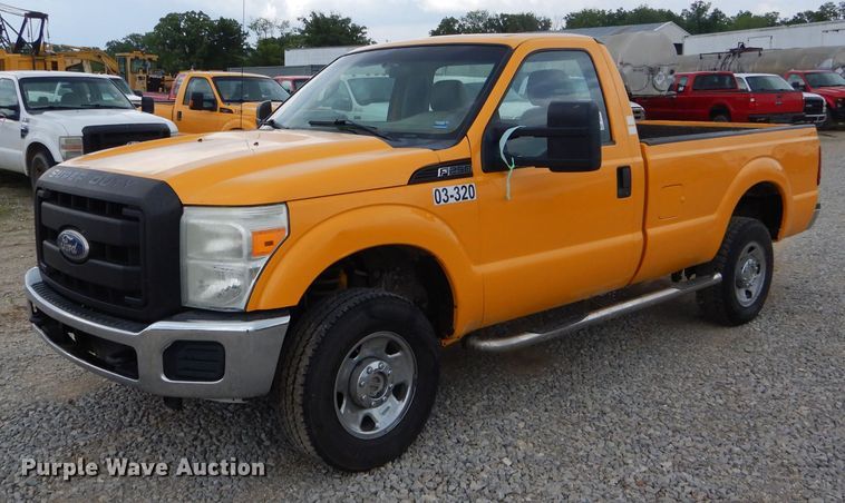 image for item DF3185 2011 Ford F250 Super Duty XL  pickup truck