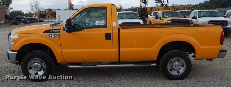 image for item DF3185 2011 Ford F250 Super Duty XL  pickup truck