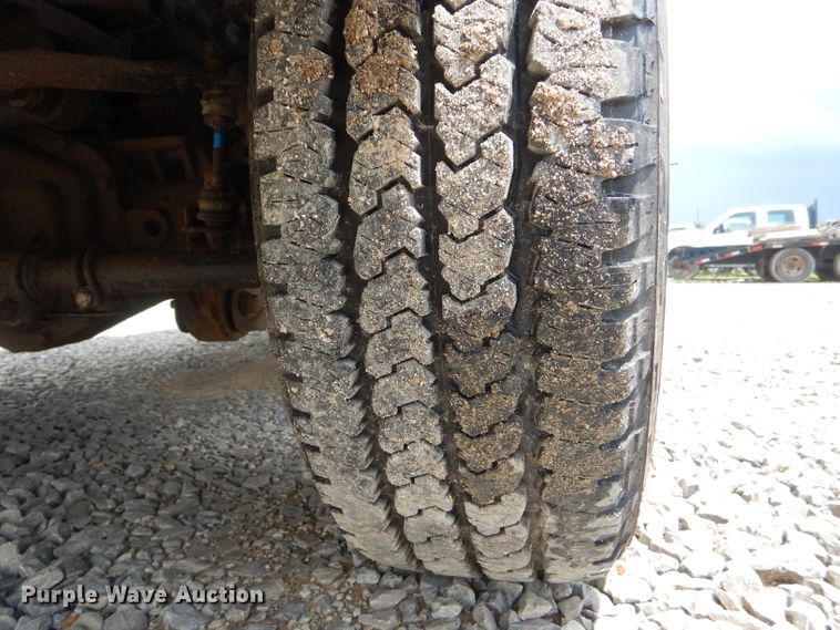 image for item DF3185 2011 Ford F250 Super Duty XL  pickup truck