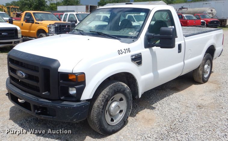 image for item DF3186 2009 Ford F250 Super Duty XL  pickup truck