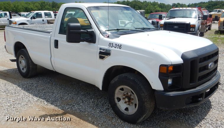 image for item DF3186 2009 Ford F250 Super Duty XL  pickup truck