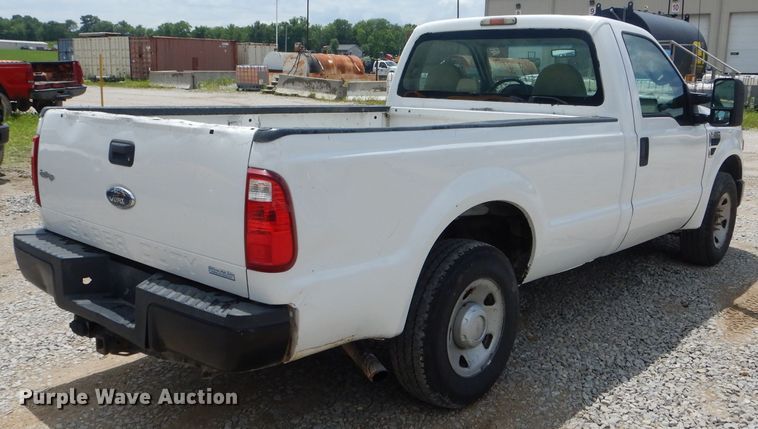 image for item DF3186 2009 Ford F250 Super Duty XL  pickup truck