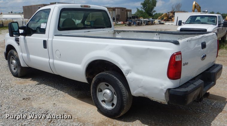 image for item DF3186 2009 Ford F250 Super Duty XL  pickup truck