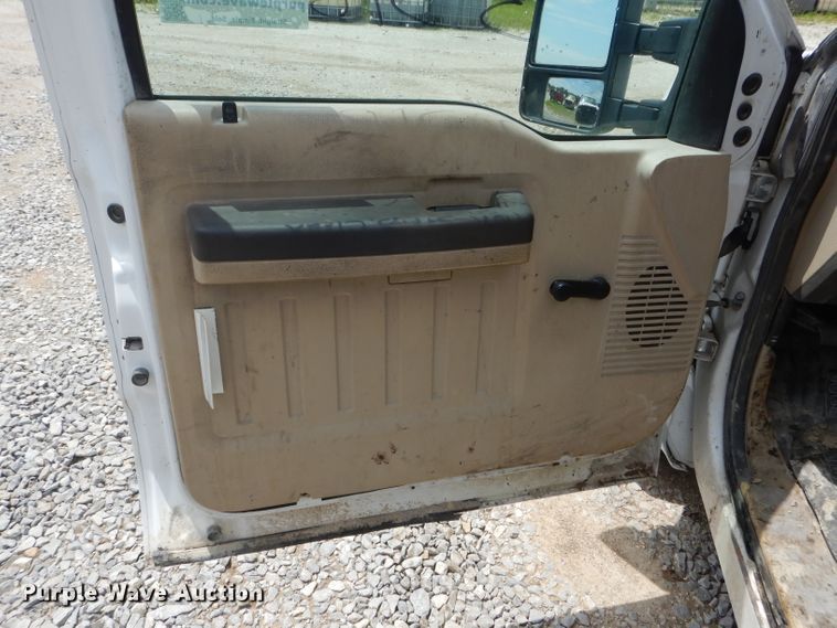 image for item DF3186 2009 Ford F250 Super Duty XL  pickup truck