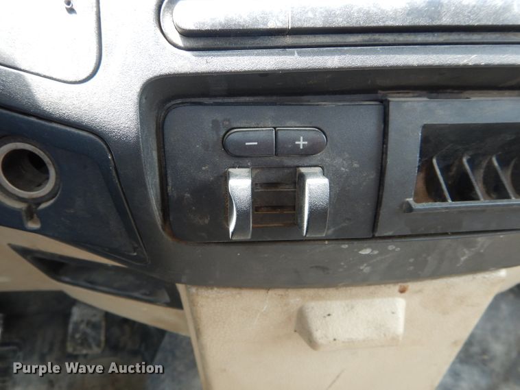 image for item DF3186 2009 Ford F250 Super Duty XL  pickup truck