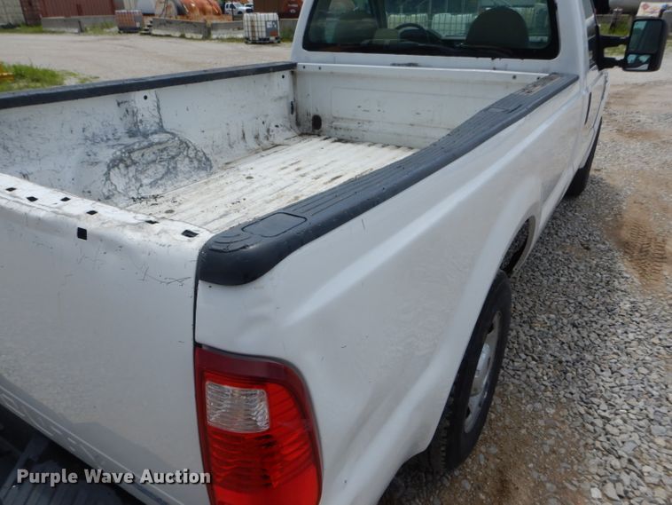 image for item DF3186 2009 Ford F250 Super Duty XL  pickup truck