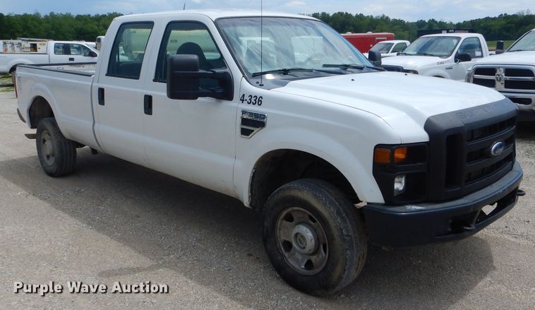 image for item DF3187 2009 Ford F350 Super Duty XL  Crew Cab pickup truck