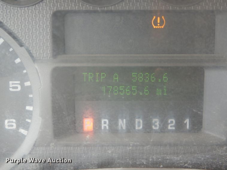 image for item DF3187 2009 Ford F350 Super Duty XL  Crew Cab pickup truck