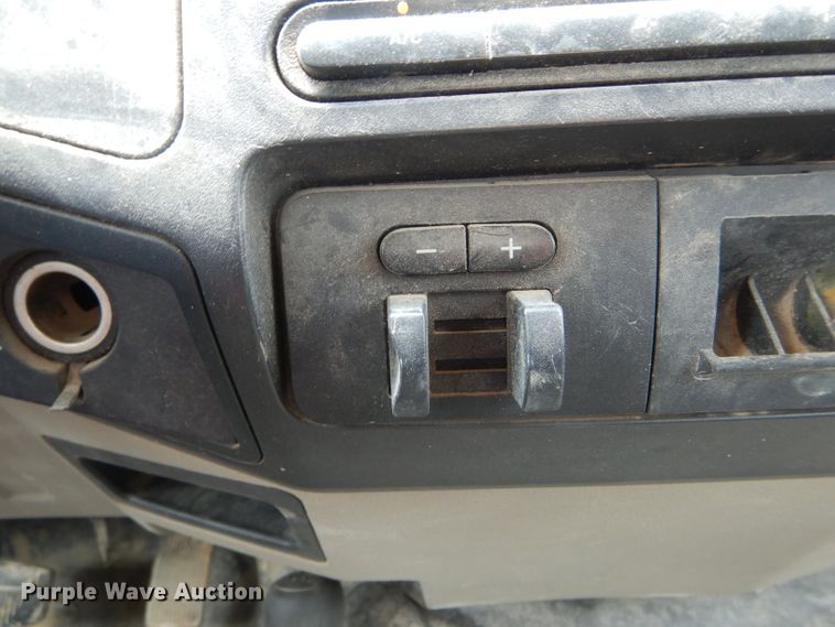 image for item DF3187 2009 Ford F350 Super Duty XL  Crew Cab pickup truck