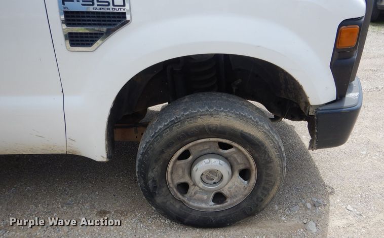 image for item DF3187 2009 Ford F350 Super Duty XL  Crew Cab pickup truck