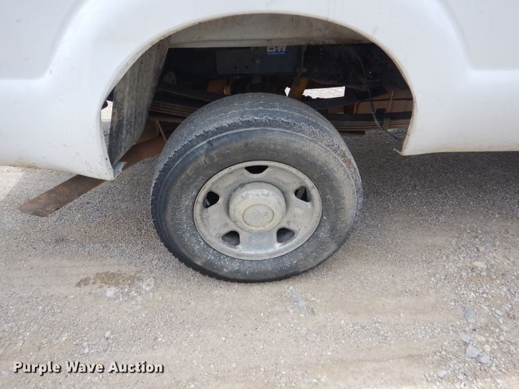 image for item DF3187 2009 Ford F350 Super Duty XL  Crew Cab pickup truck