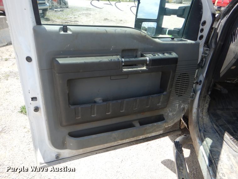 image for item DF3188 2012 Ford F350 Super Duty XL  Crew Cab pickup truck