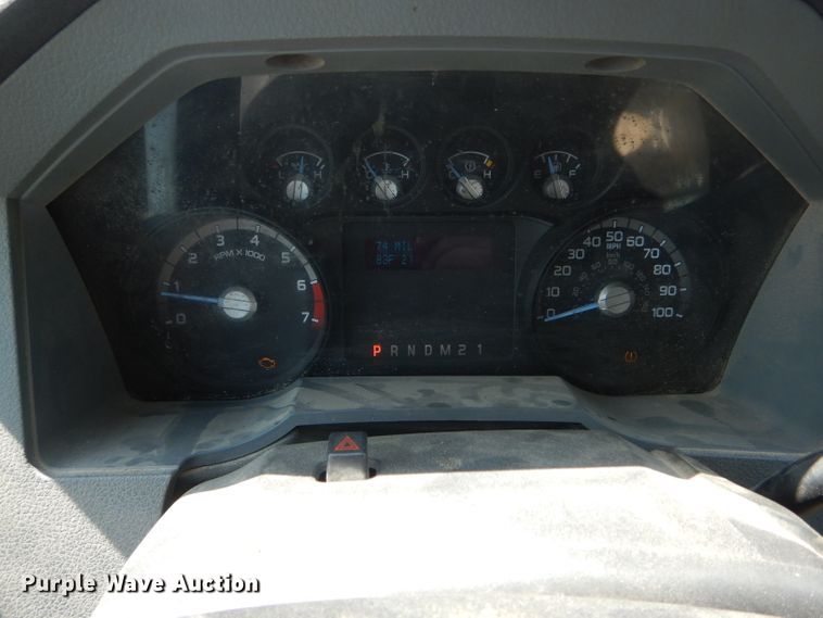 image for item DF3188 2012 Ford F350 Super Duty XL  Crew Cab pickup truck