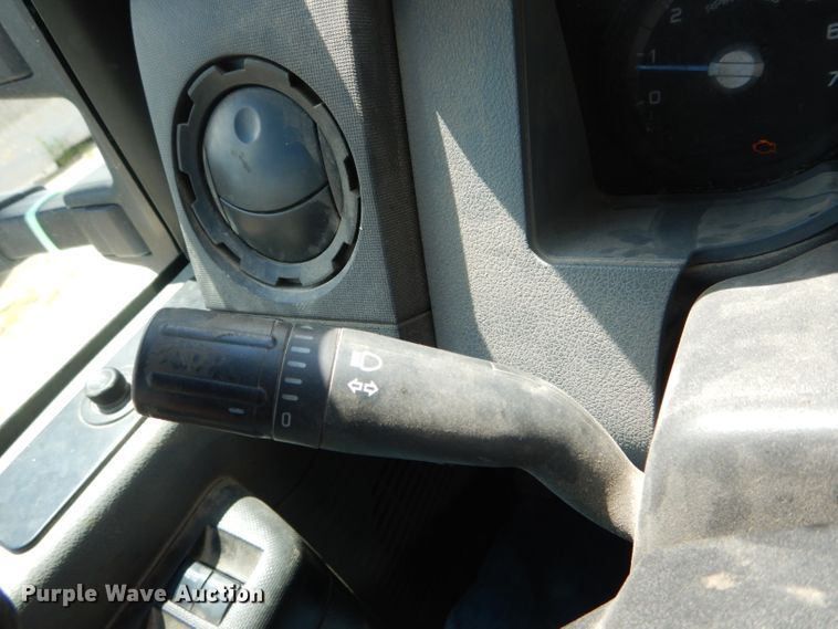 image for item DF3188 2012 Ford F350 Super Duty XL  Crew Cab pickup truck