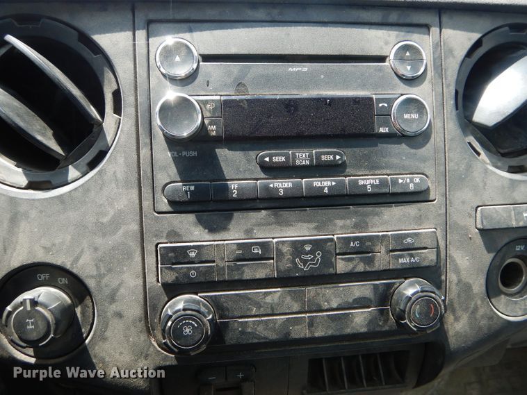 image for item DF3188 2012 Ford F350 Super Duty XL  Crew Cab pickup truck