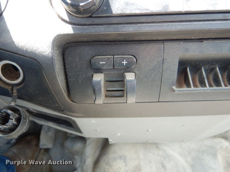 image for item DF3188 2012 Ford F350 Super Duty XL  Crew Cab pickup truck