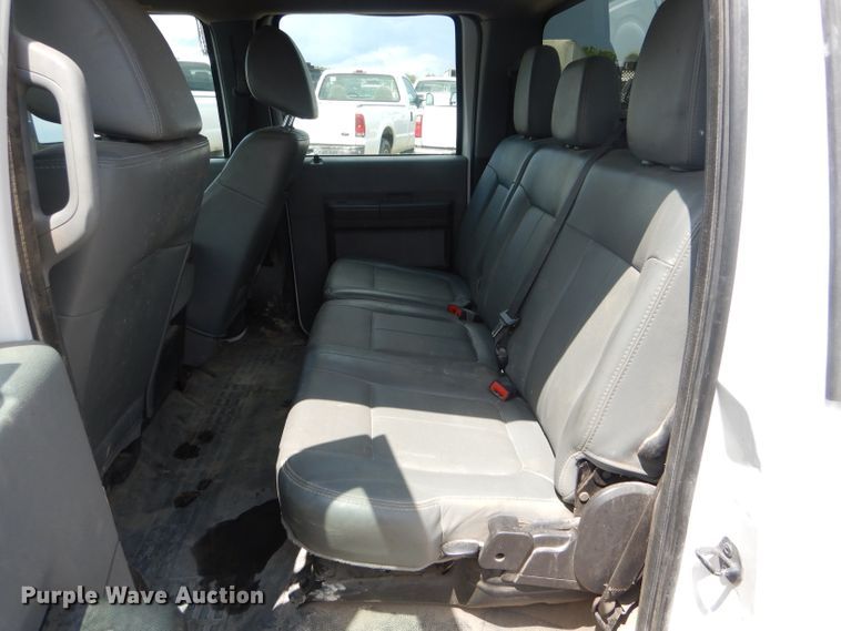 image for item DF3188 2012 Ford F350 Super Duty XL  Crew Cab pickup truck