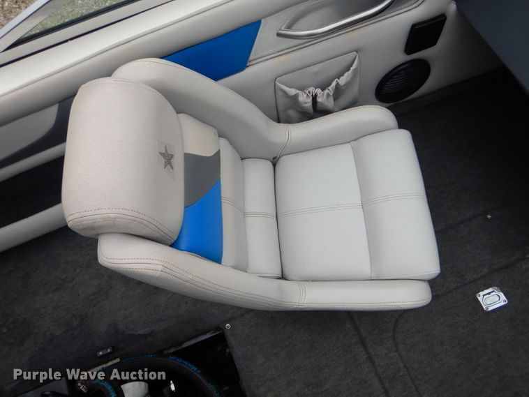 image for item DF3194 1992 Mastercraft Maristar 210  boat