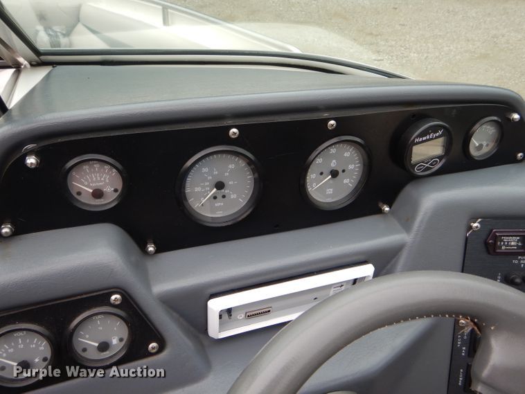 image for item DF3194 1992 Mastercraft Maristar 210  boat