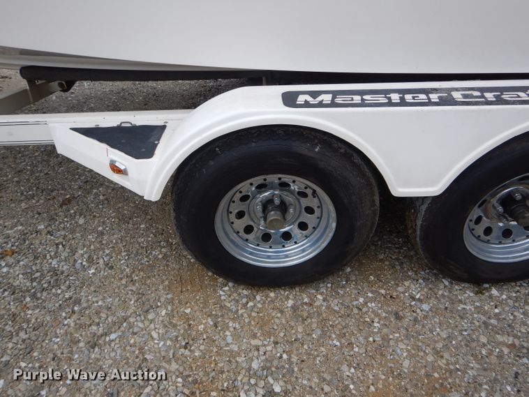 image for item DF3194 1992 Mastercraft Maristar 210  boat