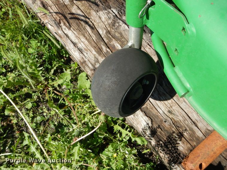 image for item DF3199 John Deere 7 Iroon II mower deck