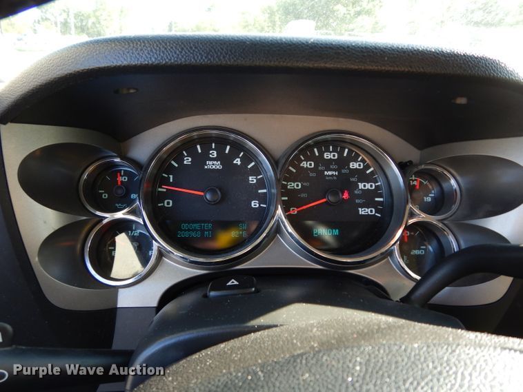 image for item DF4042 2011 Chevrolet Silverado 1500  Crew Cab pickup truck