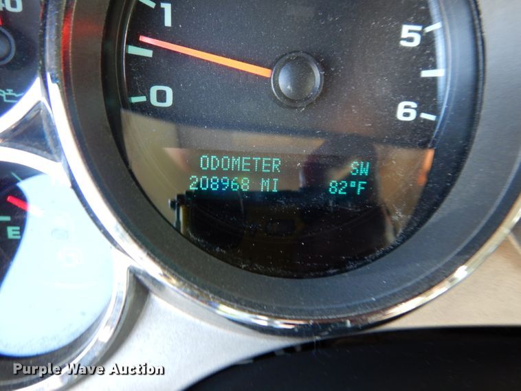 image for item DF4042 2011 Chevrolet Silverado 1500  Crew Cab pickup truck