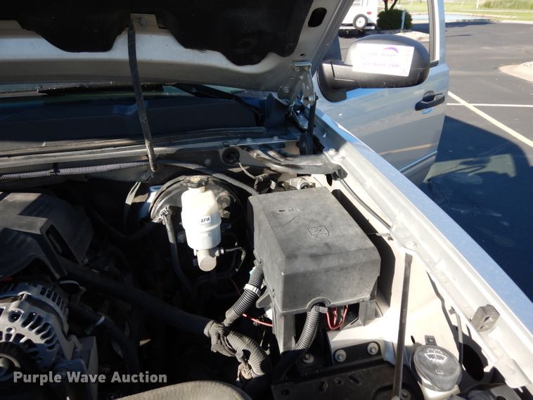 image for item DF4042 2011 Chevrolet Silverado 1500  Crew Cab pickup truck