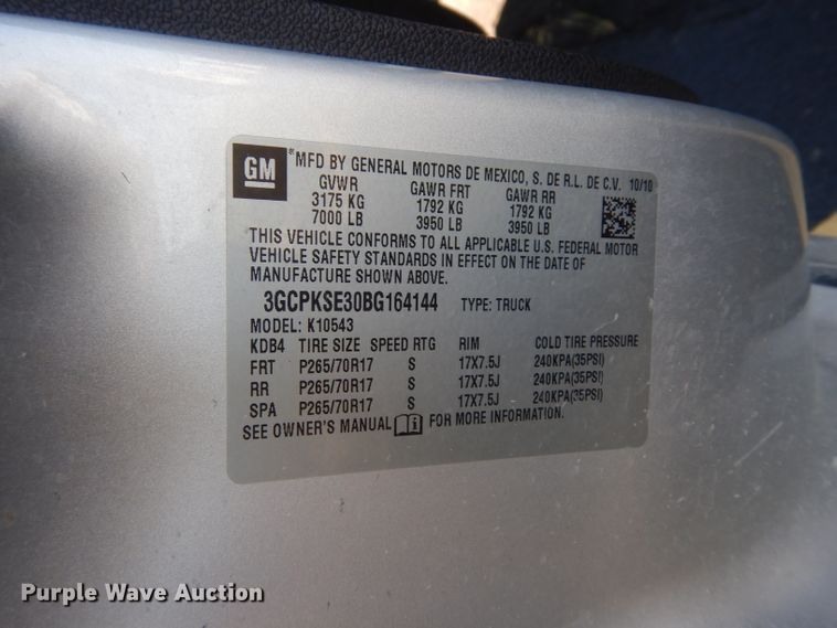 image for item DF4042 2011 Chevrolet Silverado 1500  Crew Cab pickup truck