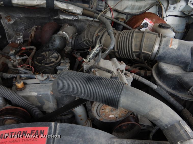 image for item DF4057 1995 Ford F350 XL  flatbed pickup truck