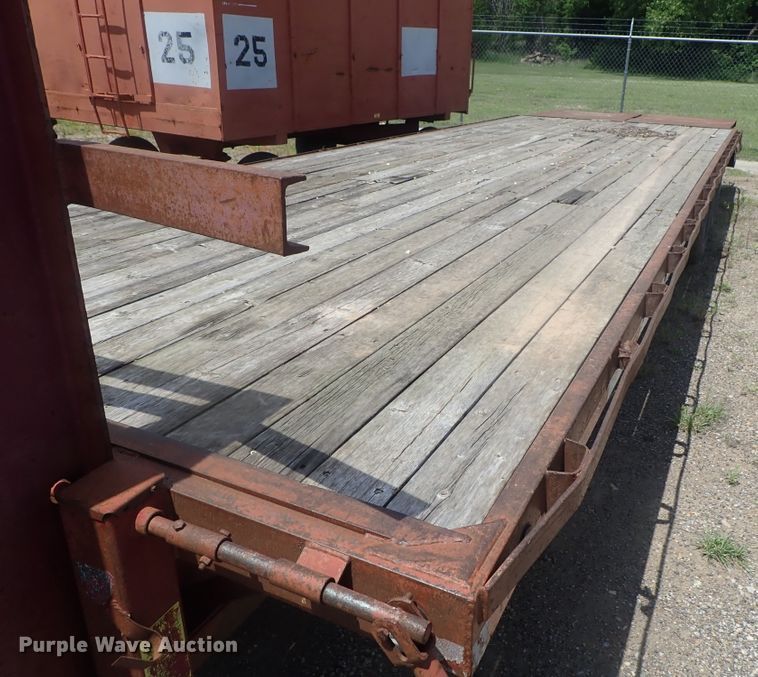 image for item DG3233 1996 PJ equipment trailer