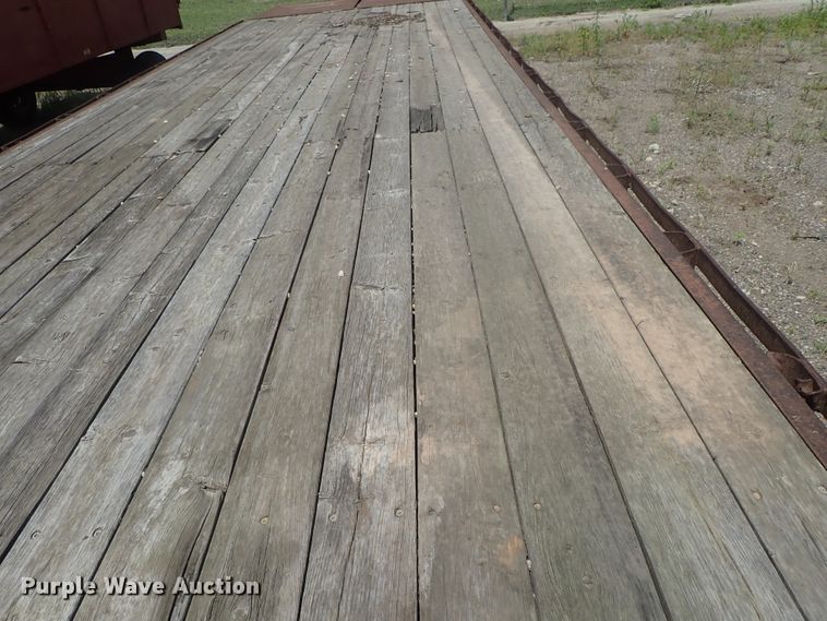 image for item DG3233 1996 PJ equipment trailer