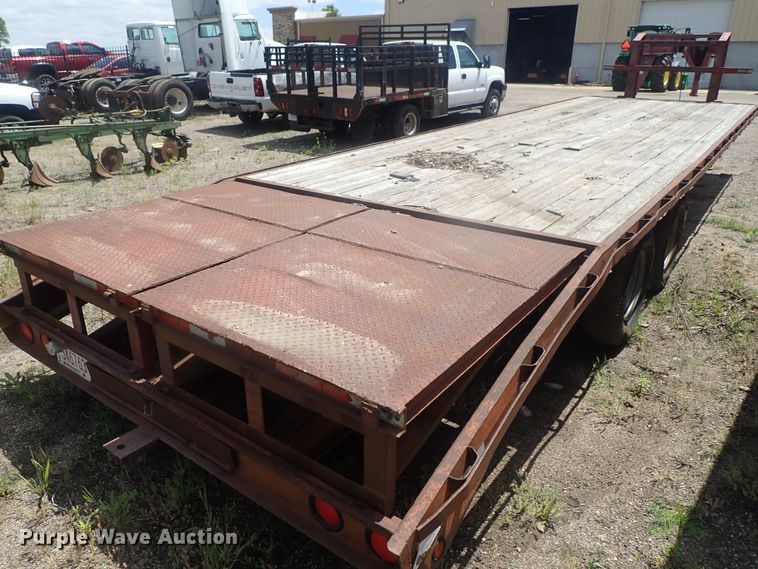 image for item DG3233 1996 PJ equipment trailer