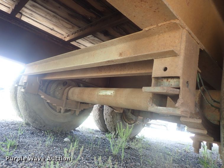 image for item DG3233 1996 PJ equipment trailer