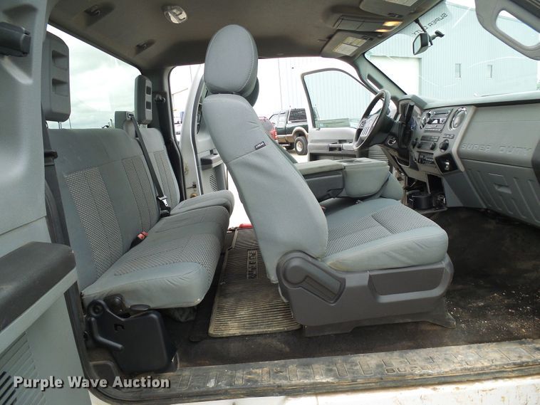 image for item DG5691 2015 Ford F250 Super Duty  SuperCab pickup truck