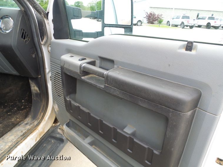 image for item DG5691 2015 Ford F250 Super Duty  SuperCab pickup truck