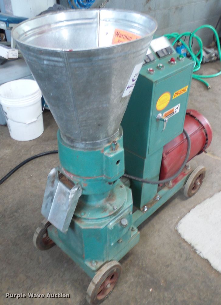 image for item DG5699 Pellet Pro Mfg. PP600 pellet maker