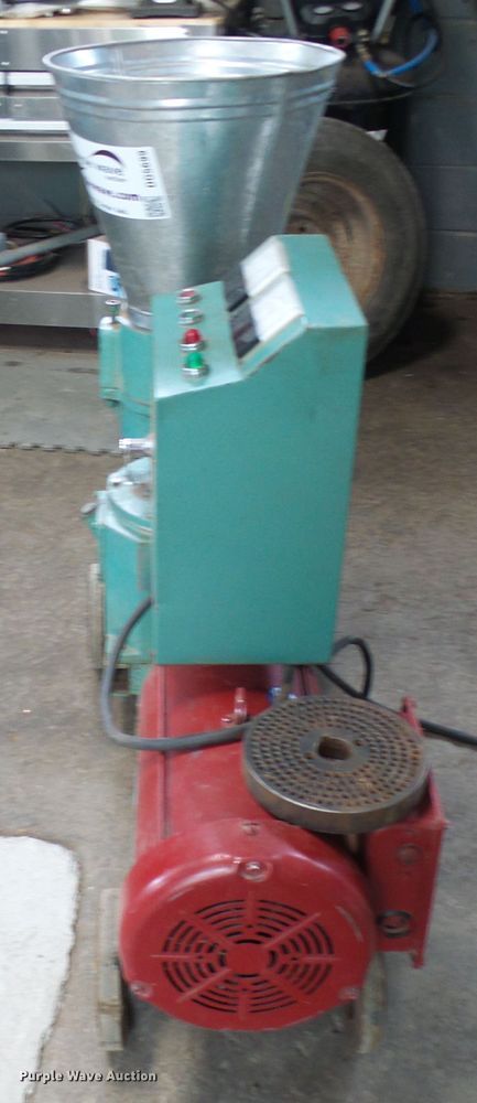 image for item DG5699 Pellet Pro Mfg. PP600 pellet maker