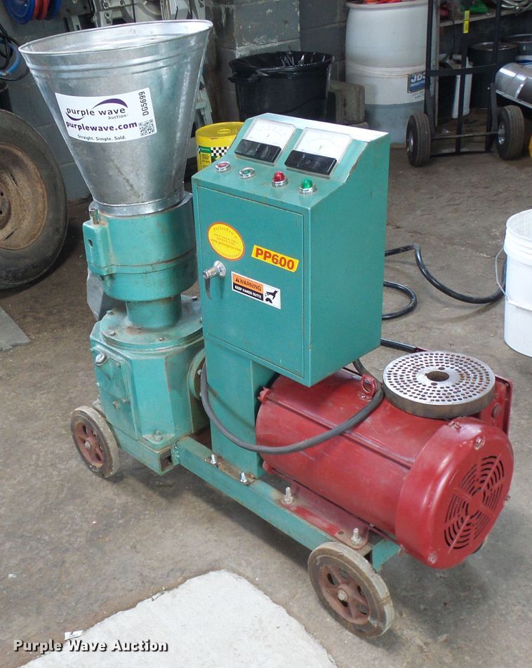 image for item DG5699 Pellet Pro Mfg. PP600 pellet maker