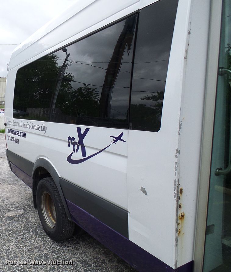 image for item DG5704 2008 Dodge Sprinter 3500  shuttle bus